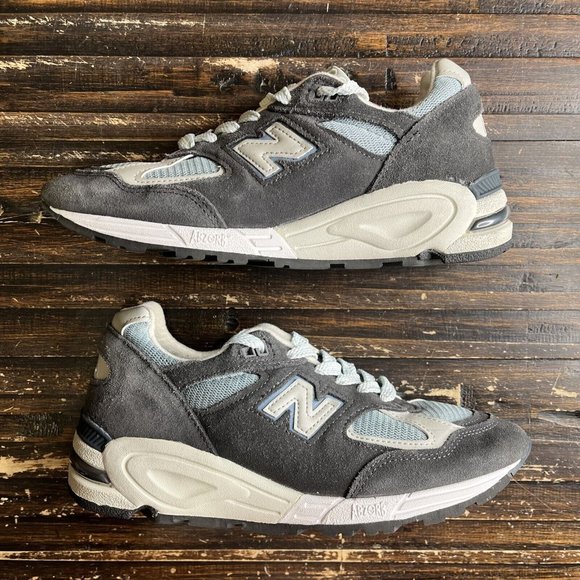 New Balance x Kith 990v2 Steel Blue US Size 6.5 M990KT2 - Picture 2 of 7